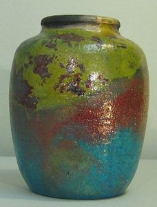 Vase raku